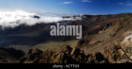 Panorama des Haleakala Schlackenkegel und Hawaii Vulkan von Maui Stockfoto