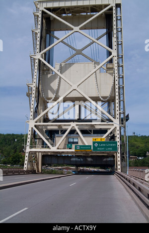 PORTAGE LAKE HUBBRÜCKE, HOUGHTON, MICHIGAN Stockfoto