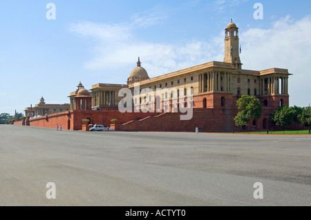 Eine Weitwinkelaufnahme der Sekretariat Gebäude (Süd Block) auf Raisina Hill. Stockfoto