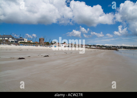 dh St Aubins Bay ST AUBINS BAY JERSEY Küste sandigen Strand und Meer Stockfoto