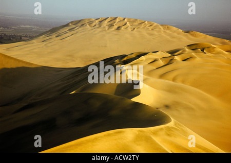 Sanddünen in der Nähe von Ica Südliches Peru Südamerika Stockfoto