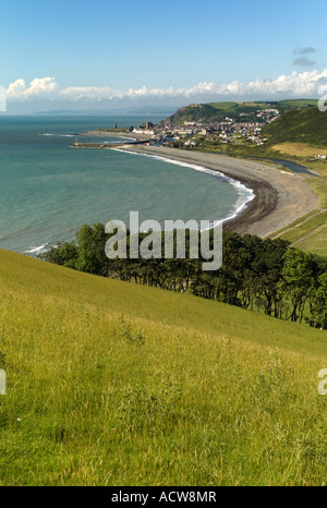 Gesamtansicht der Aberystwyth vom Hügel oberhalb Tanybwlch Strand südlich der Stadt Sommer 2007, wales UK GB Großbritannien Stockfoto