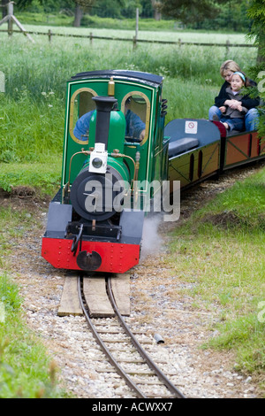 Lady Val Motor an Stansted Park Light Railway Hampshire in England Stockfoto