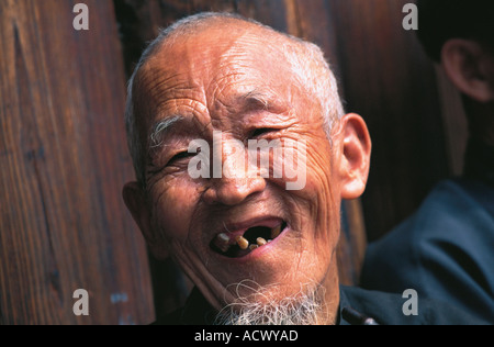 Ein Porträt eines chinesischen senior Mann Stockfoto