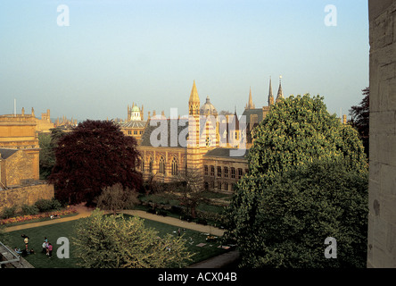 Blick über Balliol College-Gelände und zentrale Oxford Stockfoto