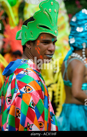 Carnival de Kuba feiern an der Londoner South Bank, London, England, Vereinigtes Königreich Stockfoto