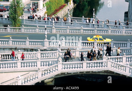 Slowenien, Ljubljana: Blick auf Drachenbrücke Brücken Stockfoto