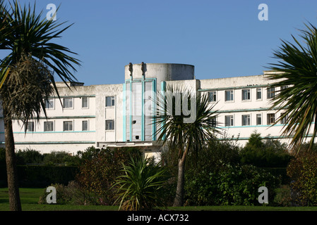 Midland Hotel Morecambe gesehen von Gärten an der promenade Stockfoto