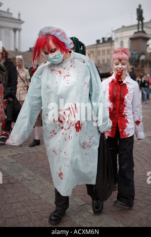 Ein Zombie Walk Event in Helsinki Stockfoto