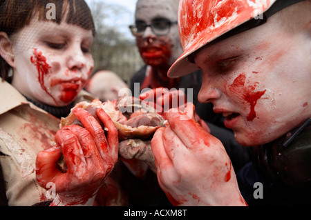 Ein Zombie Walk Event in Helsinki Stockfoto