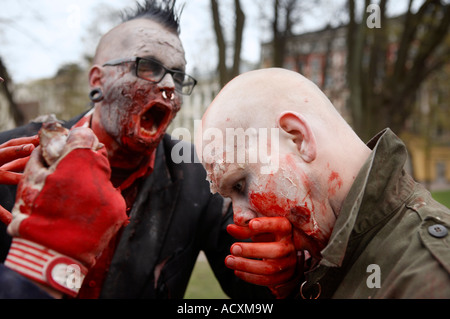 Ein Zombie Walk Event in Helsinki Stockfoto