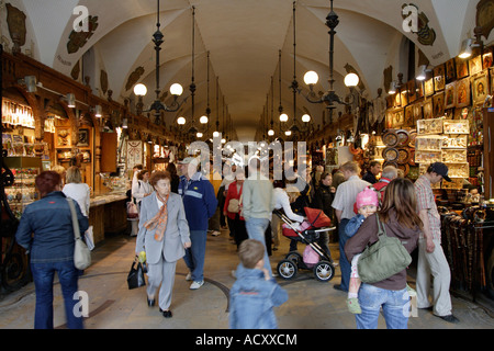 Die Tuchhallen auf dem Hauptmarkt, Krakau, Polen Stockfoto