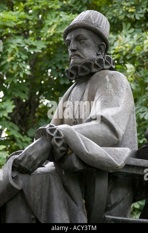 Bronzestatue von Philipp II. in El Escorial, Spanien Stockfoto