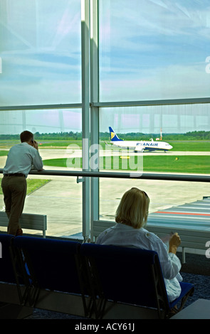 Wartenden am boarding-Gate. Der Flughafen Stansted. UK Stockfoto