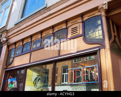 Detail der bunten Art-déco-Café Fassade den Haag Niederlande Stockfoto