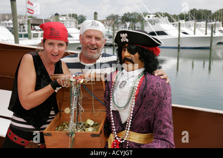 Virginia Beach, Lake Rudee, Stück von acht Piraten Kreuzfahrt, Kapitän Blackbeard Schaufensterpuppe, Yachthafen, Piratenführer, Besucher Reise Reise Reise Tour Tourist touris Stockfoto