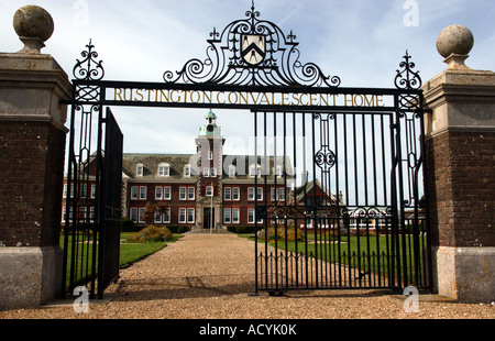 Rustington Rekonvaleszenten Zuhause in der Nähe von Littlehampton Sussex UK Stockfoto