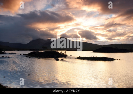 Sonnenuntergang über the Black Mount und man Na h Achlaise Rannoch Moor Scotland UK Stockfoto