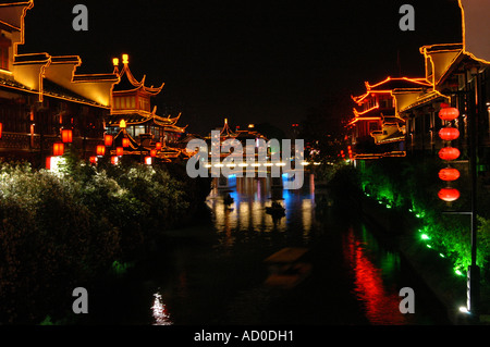 Fuzi Miao Fläche von Nanjing Jiangsu China bei Nacht Stockfoto