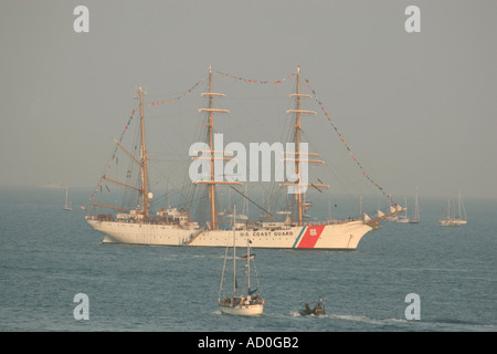 Trafalgar 200 feiern und International Fleet Review und internationales Festival des Meeres Portsmouth England GB UK 2005 Stockfoto