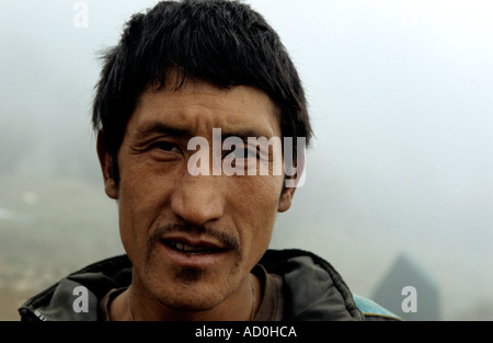 Portrait Mann Phajadong Bhutan Stockfoto