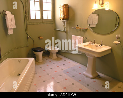 Badezimmer im Casa Milà Barcelona Spanien Stockfoto