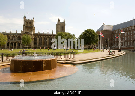 England Bristol Cathedral und College Green von der Gemeindeverwaltung Stockfoto