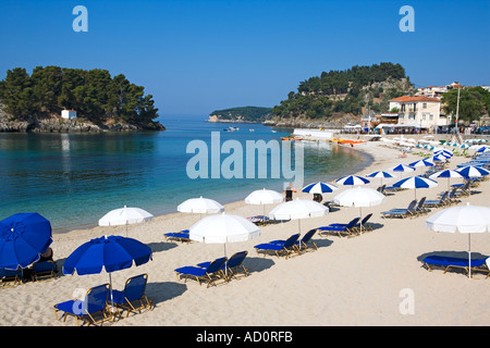 STADTSTRAND IN PARGA GRIECHENLAND Stockfoto