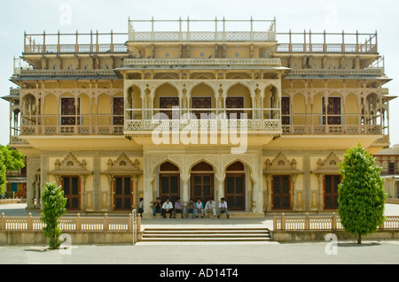 Horizontale Ansicht von Mubarak Mahal "Welcome Palace' in der Stadt Palastkomplex in Jaipur. Stockfoto