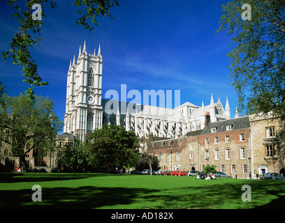 Westminster Abbey, vom Dekanat Hof, London, England Stockfoto