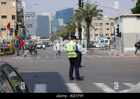 Tel Aviv Israel nach einem Selbstmord-Bomber explodierte in der Straße am 17. April 2006 9 töten vor allem Ausländer Stockfoto