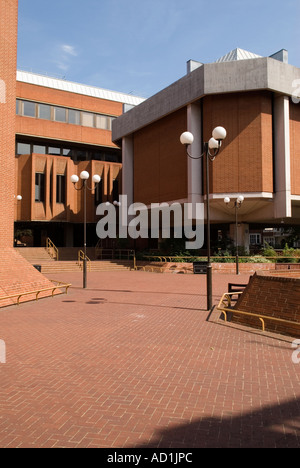 Das Rathaus der Royal Borough of Kensington und Chelsea London W8 England Stockfoto