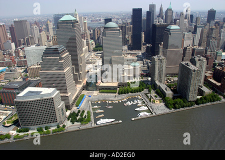 Luftaufnahme von Marina auf dem Hudson River in der Nähe des World Trade Center in New York, U.S.A. (Post 9/11) Stockfoto