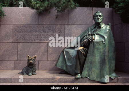 Franklin Delano Roosevelt Memorial, F D Roosevelt und sein Hund Fala, West Potomac Park, Washington, DC, USA Stockfoto