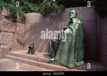 Franklin Delano Roosevelt Memorial, F D Roosevelt und sein Hund Fala, West Potomac Park, Washington, DC, USA Stockfoto
