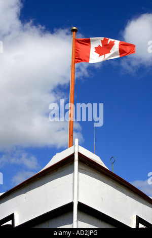 Kanadische Flagge, Nova Scotia, Kanada, Nordamerika. Foto: Willy Matheisl Stockfoto