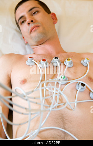 Mann mit ECG-test Stockfoto