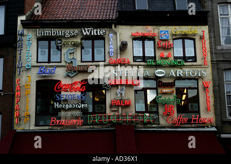 Kneipe in Grote Markt, Hasselt, Belgien Stockfoto