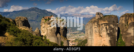 Agia Triada Monsatery in den Meteora-Berg des Festlands Griechenland Europa Stockfoto