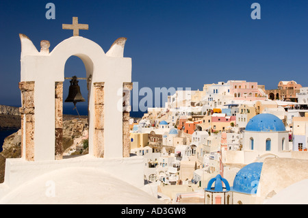 Blick über die Stadt Oia auf der Insel Santorin in Griechenland Europa Stockfoto