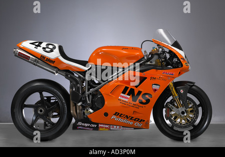 2000 2001 Ducati-Rennrad Stockfoto