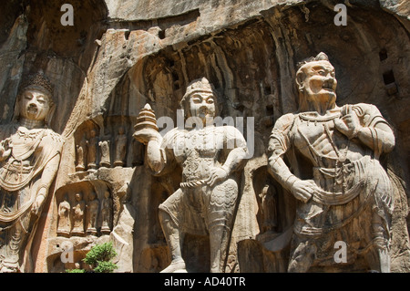 Geschnitzten Buddha-Figuren in Longmen Grotten Dragon Tor Grotten Unesco World Heritage Site 2000 Henan Provinz China Stockfoto