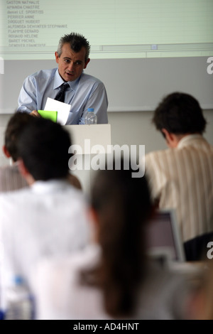 Profis, die Teilnahme an einer Präsenzschulung Handel Stockfoto