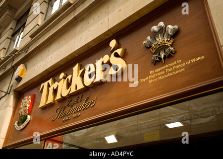 Trickers der berühmten Schuhmacher in der Jermyn Street London England durch königliche Ernennung des Prinzen von Wales Stockfoto