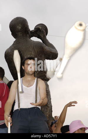 Balkan Brass Bands Musik Festival Guca / Serbien 2005, Jongleur Stockfoto