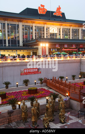 XI ein Zug Station Xian Stadt der Provinz Shaanxi China Stockfoto