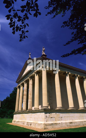 Klassische Tempel Stowe Gardens späten Sommernachmittag 2 Stockfoto