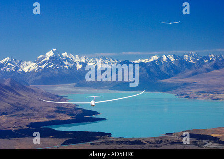 Segelflugzeug Lake Pukaki und Aoraki Mt Cook Mackenzie Country Südinsel Neuseeland Stockfoto