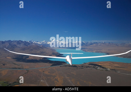 Segelflugzeug Lake Pukaki und Aoraki Mt Cook Mackenzie Country Südinsel Neuseeland Stockfoto