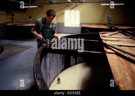 Schottland Whisky Brennerei Stills Glennfiddich Stockfoto